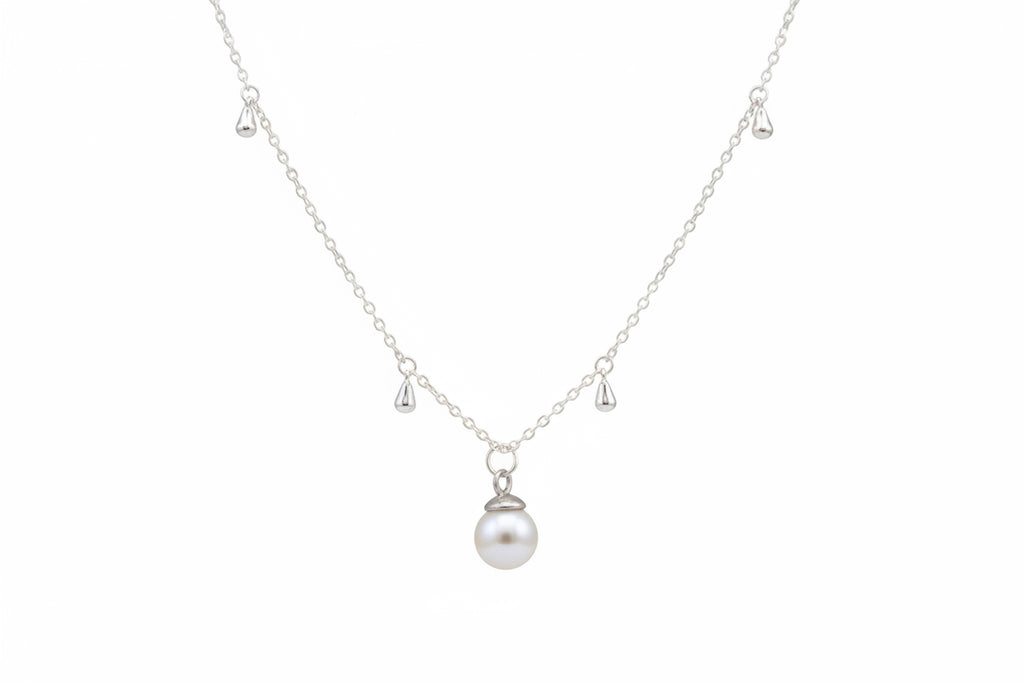 Aestora Necklace